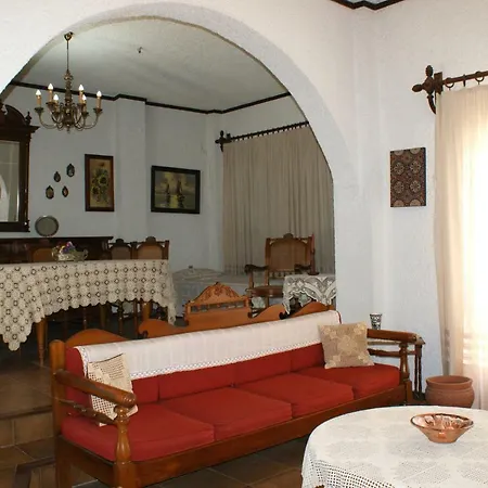 Athena - Cretan Traditional Maisonette * Ierápetra